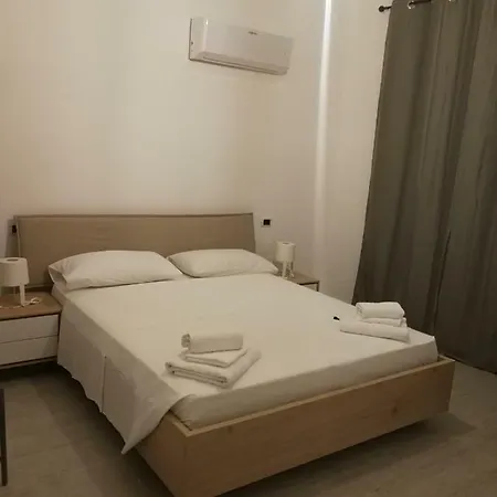 Crispino Bed & Breakfast *