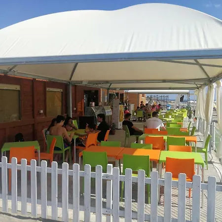 住宿加早餐酒店 Crispino 贝尔韦代雷