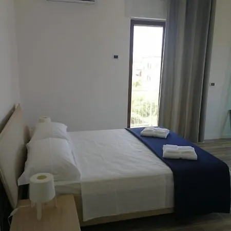 Crispino Bed & Breakfast 3*