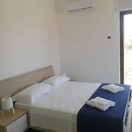 Crispino 3* Belvedere Marittimo