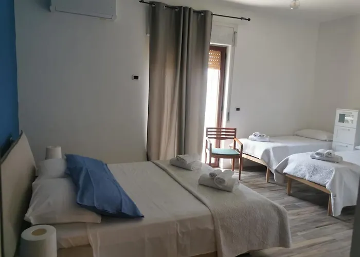 Crispino Oda ve Kahvaltı Belvedere Marittimo