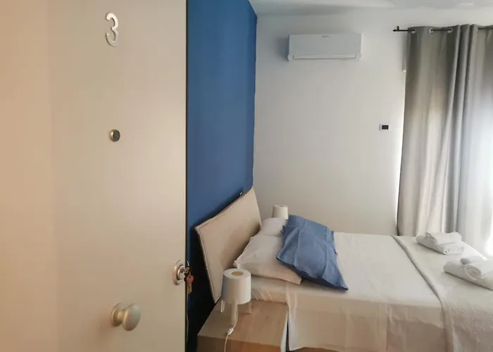 Crispino Oda ve Kahvaltı 3*