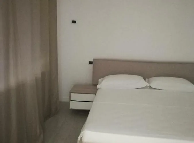 Crispino Oda ve Kahvaltı Belvedere Marittimo