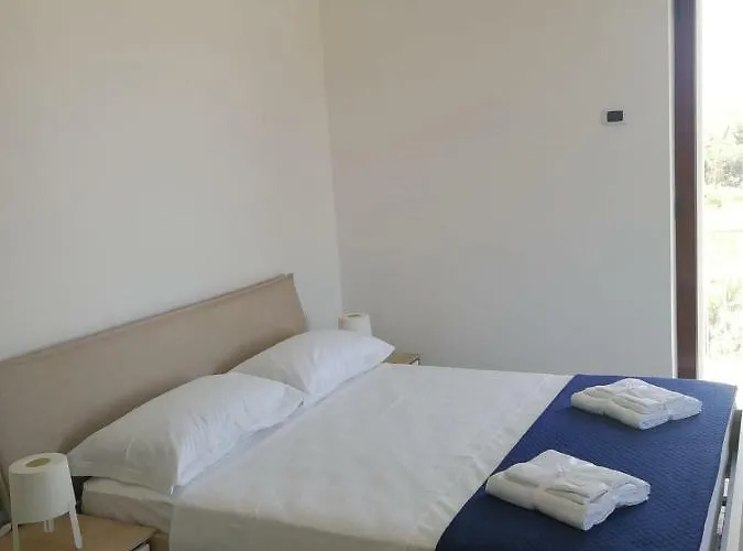 Oda ve Kahvaltı Crispino Belvedere Marittimo